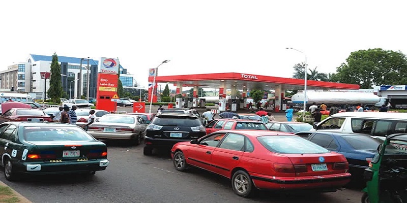 Marketers deny FG’s N74bn payment, warn of massive fuel queues Marketers deny FG’s N74bn payment, warn of massive fuel queues